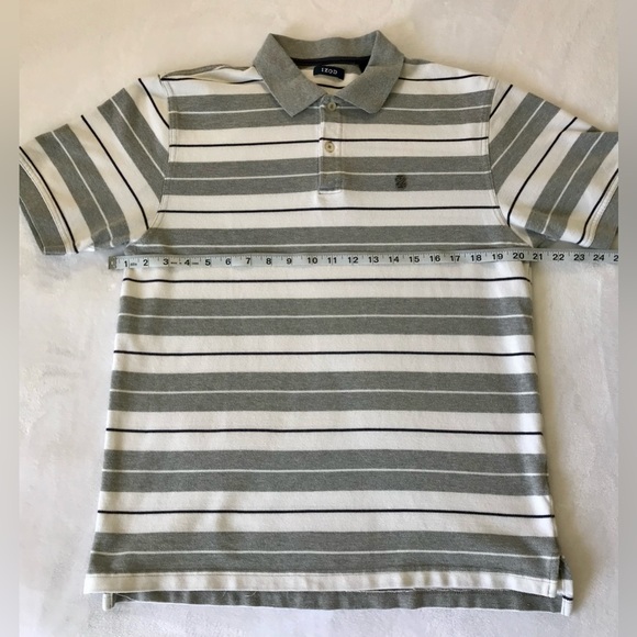 iZOD Classic Striped White and Gray Polo Shirt Mens size Medium - Picture 7 of 8